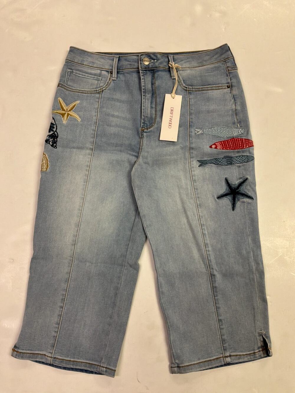 Driftwood Jeans Clam Digger Capri Womens 12 Seaside Social Embroidered Denim NWT